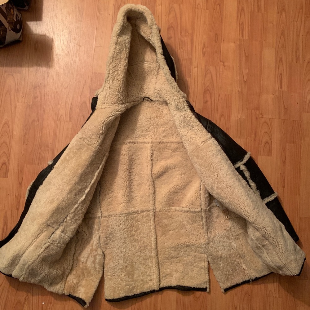 Authentic 100% heavy Shearling - Picture 5 of 14